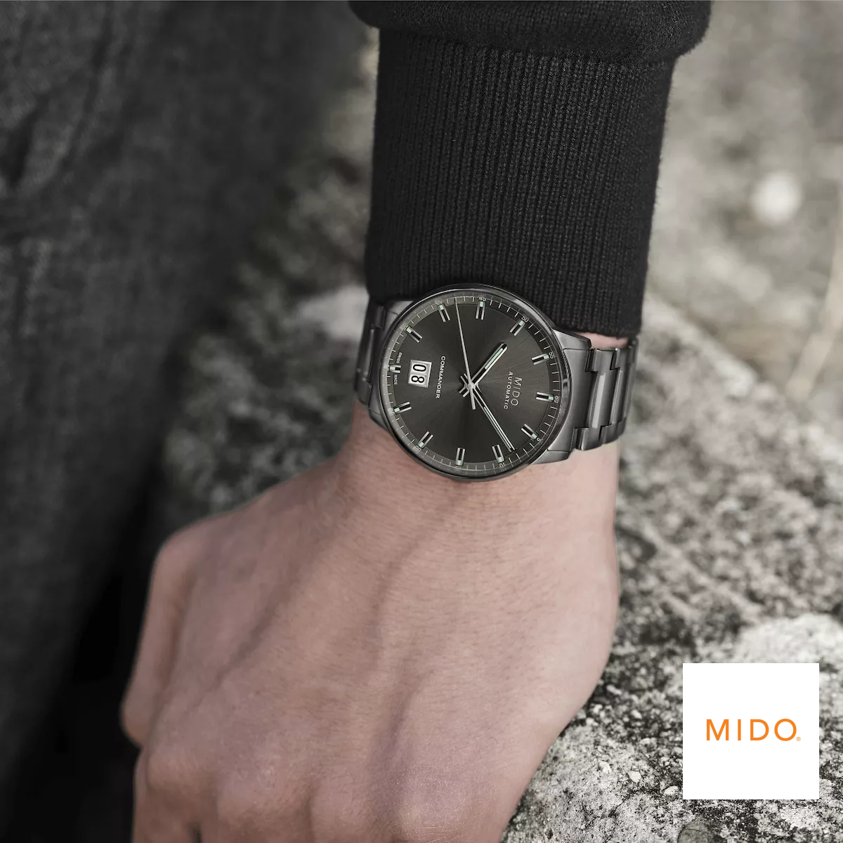 Mido Commander M021.626.33.061.00 Big Date 42mm